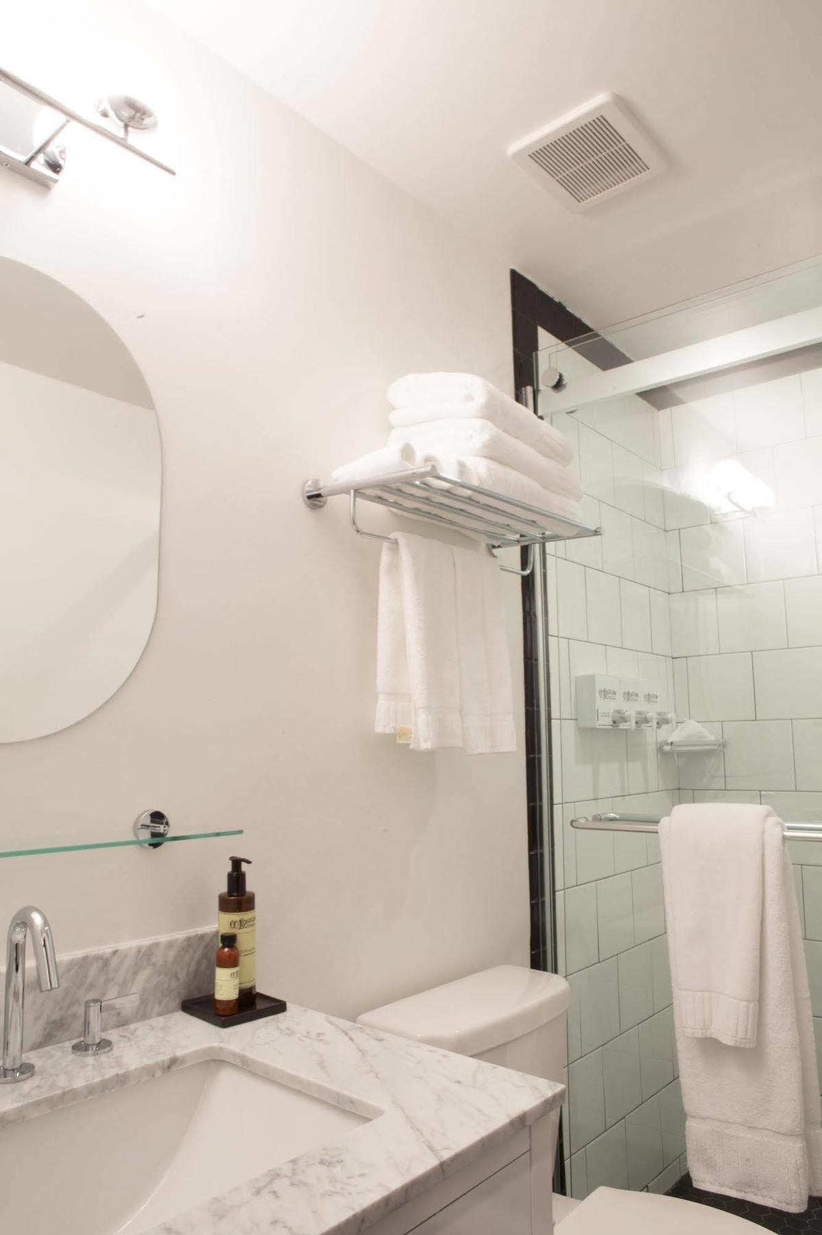 נאשוויל Sobro Guest House מראה חיצוני תמונה